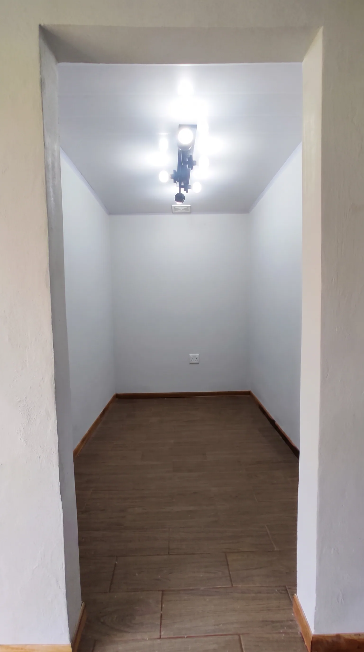 Patio pilas — Casa Naranjo 193m²
