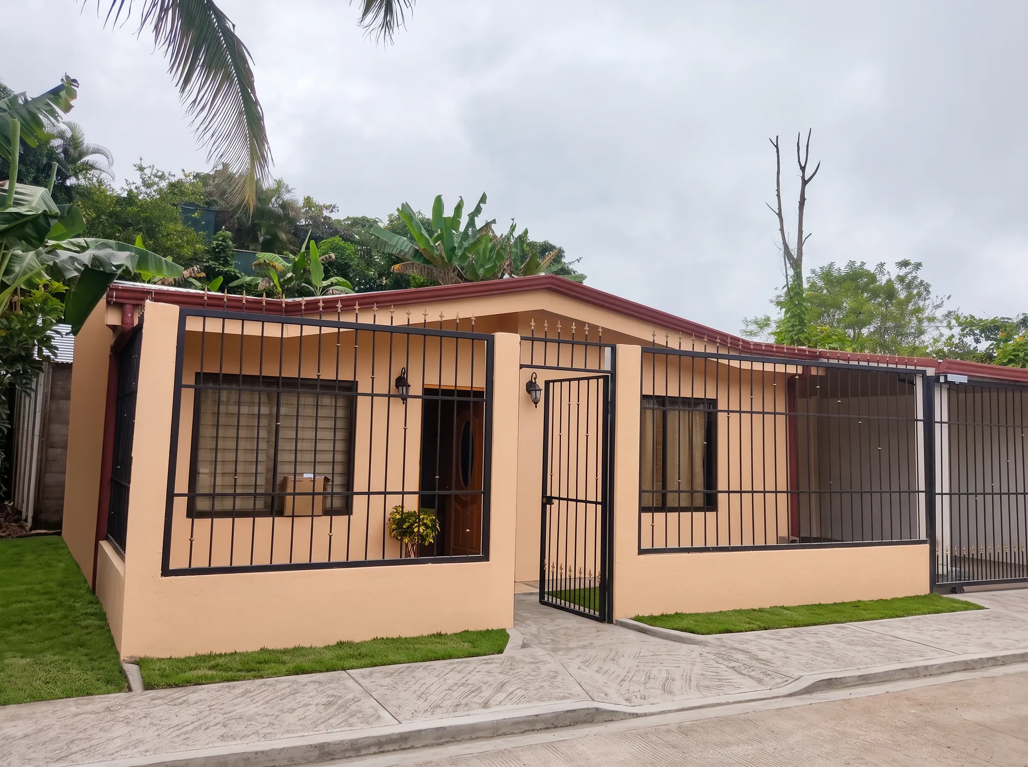 Exterior — Casa Puriscal 63m²